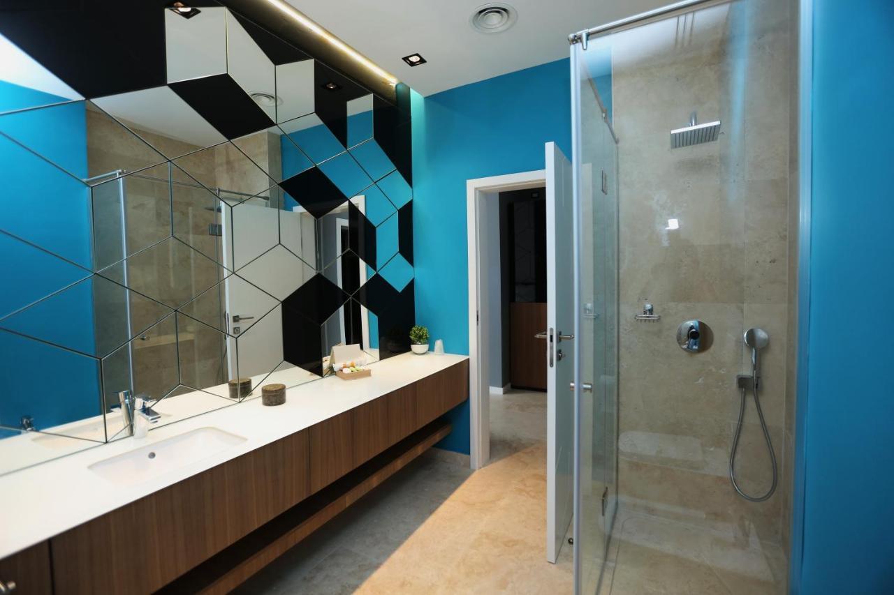 Valentino Rooms Focşani Екстериор снимка