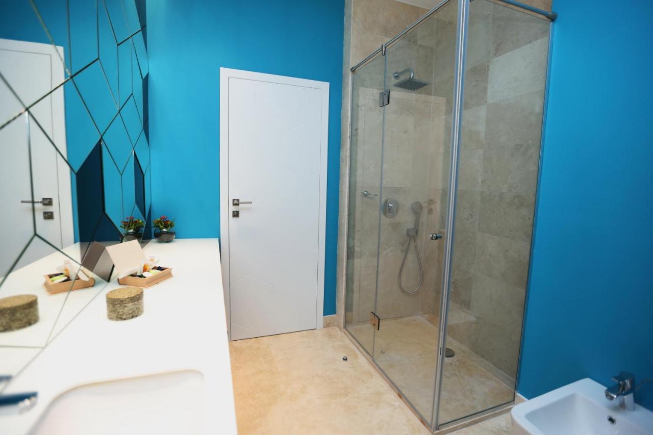 Valentino Rooms Focşani Екстериор снимка