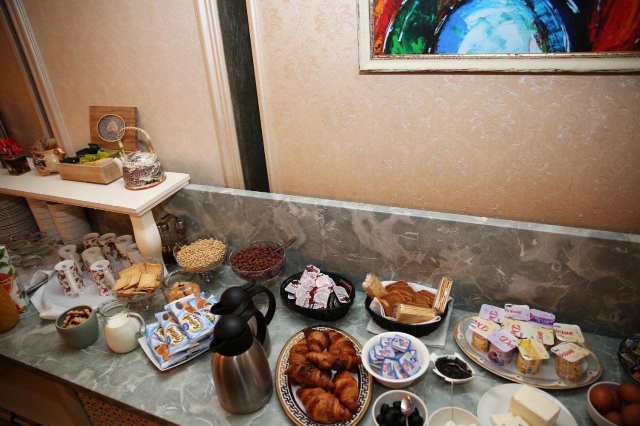 Valentino Rooms Focşani Екстериор снимка